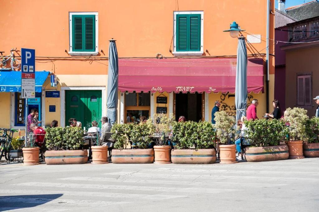 Modern And Cozy Apartments Salt & Pepper In Heart Of Rovinj Exterior photo